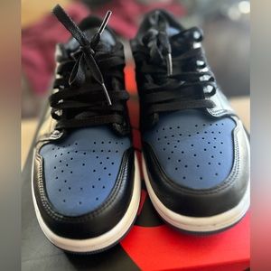 Air Jordan 1 Retro OG Low Mystic Navy